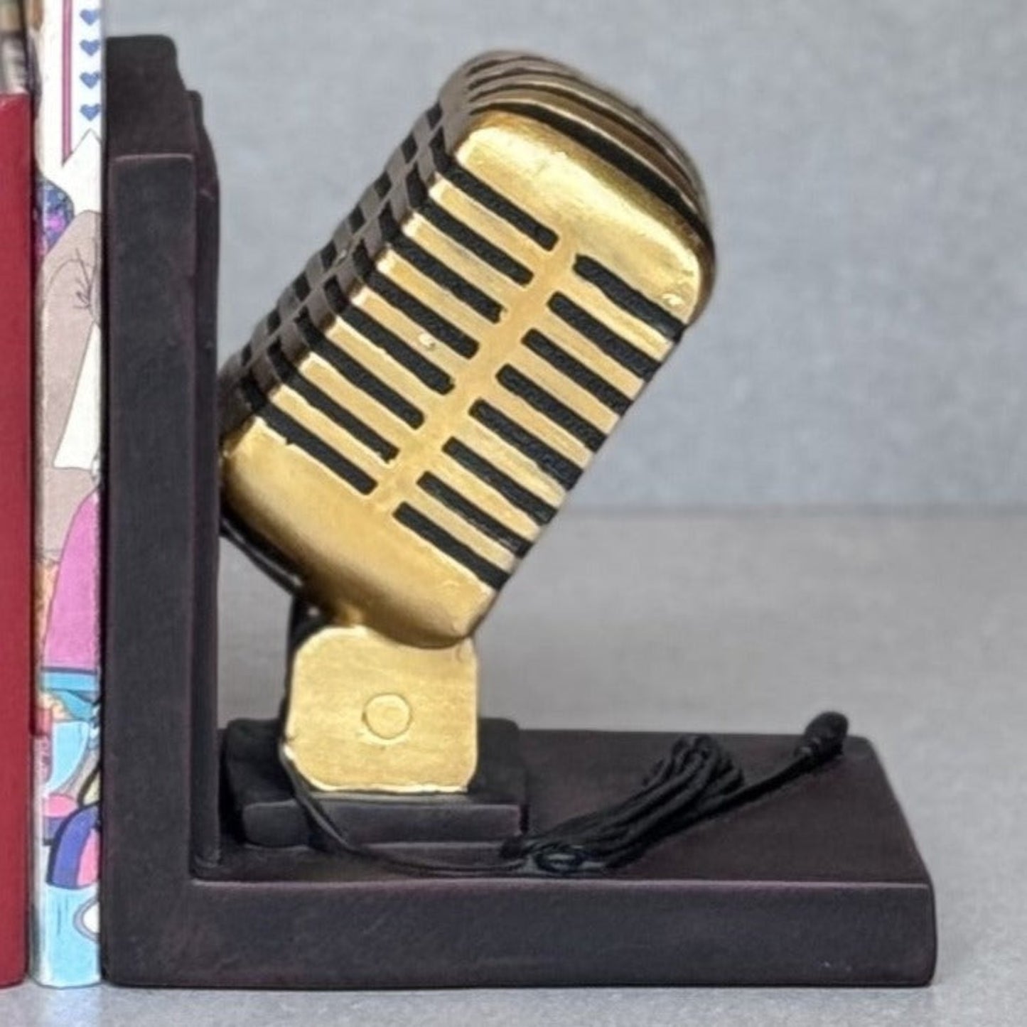 Headphone Bookends