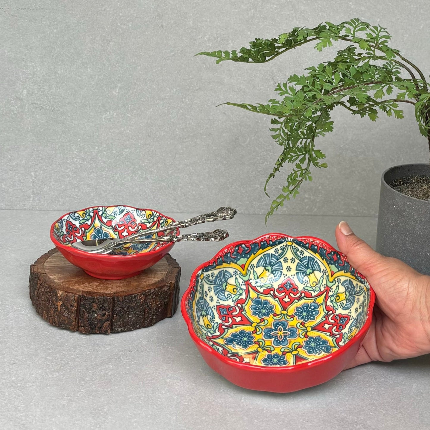 Red Ceramic Scallop Bowl