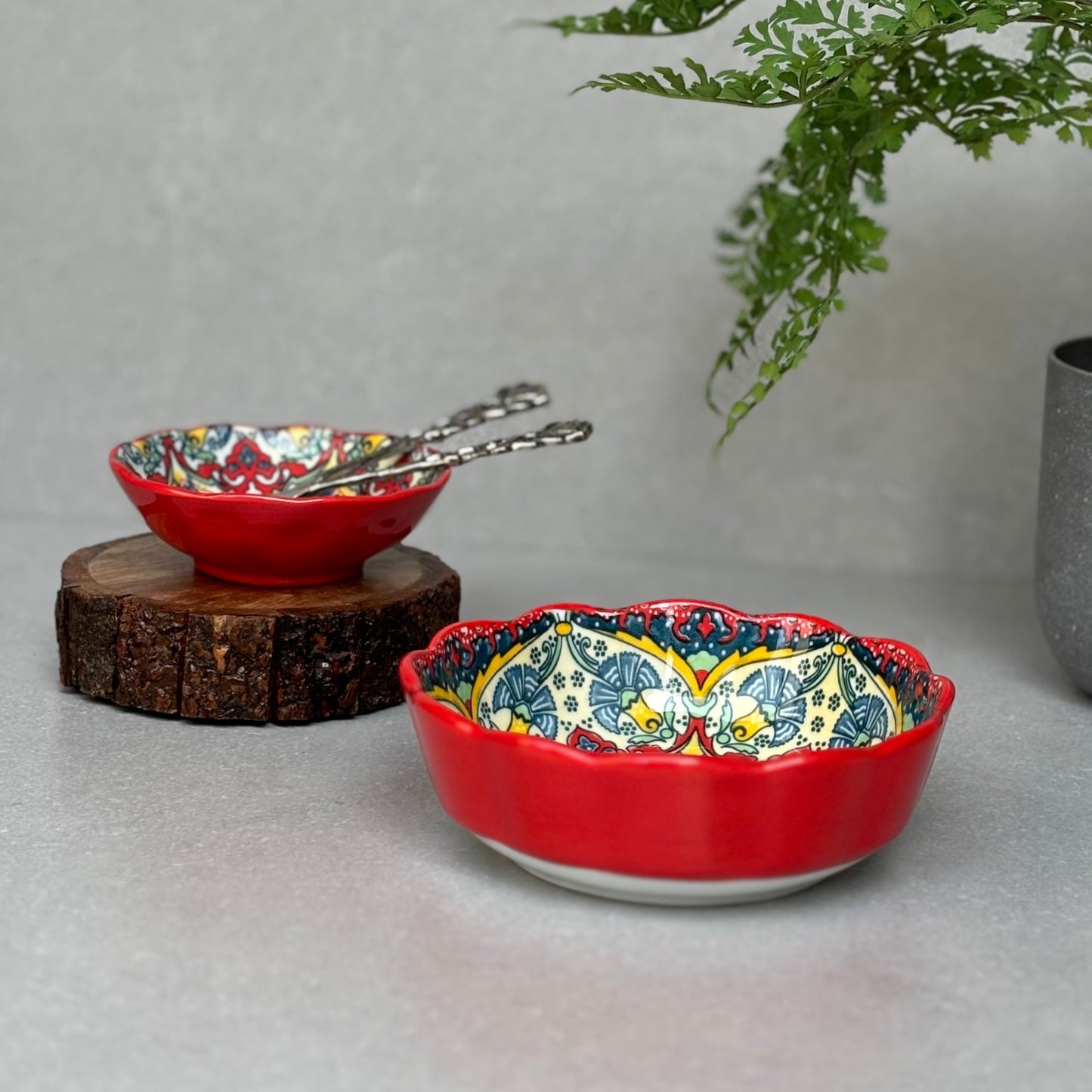 Red Ceramic Scallop Bowl