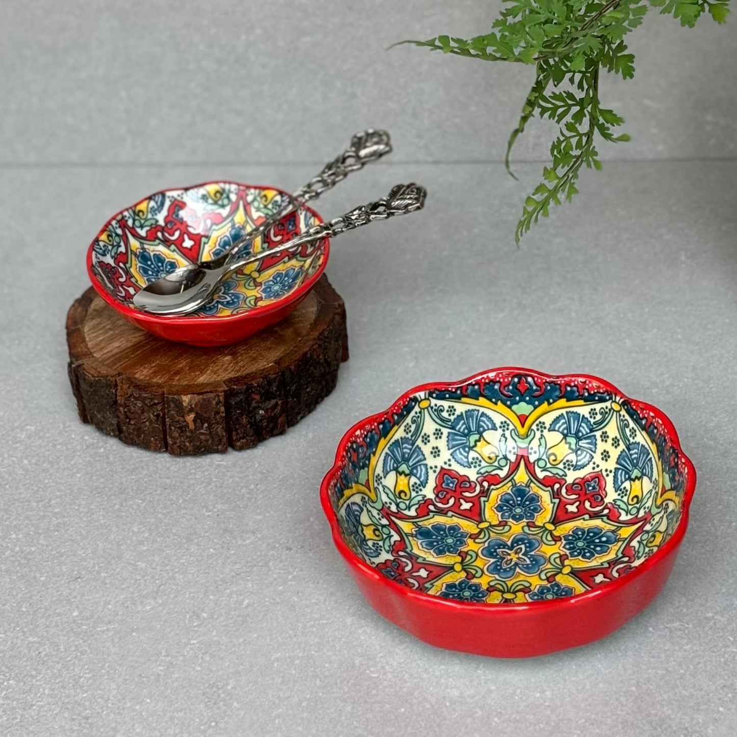 Red Ceramic Scallop Bowl