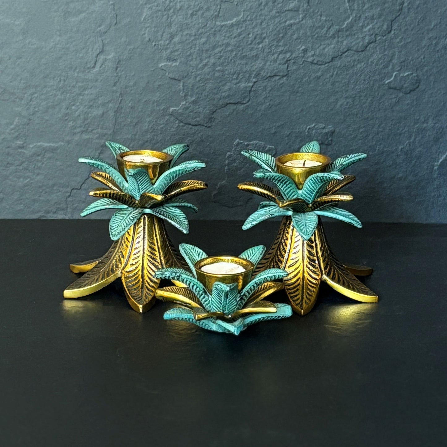 Vintage Leaf Tea-light Candle Stand