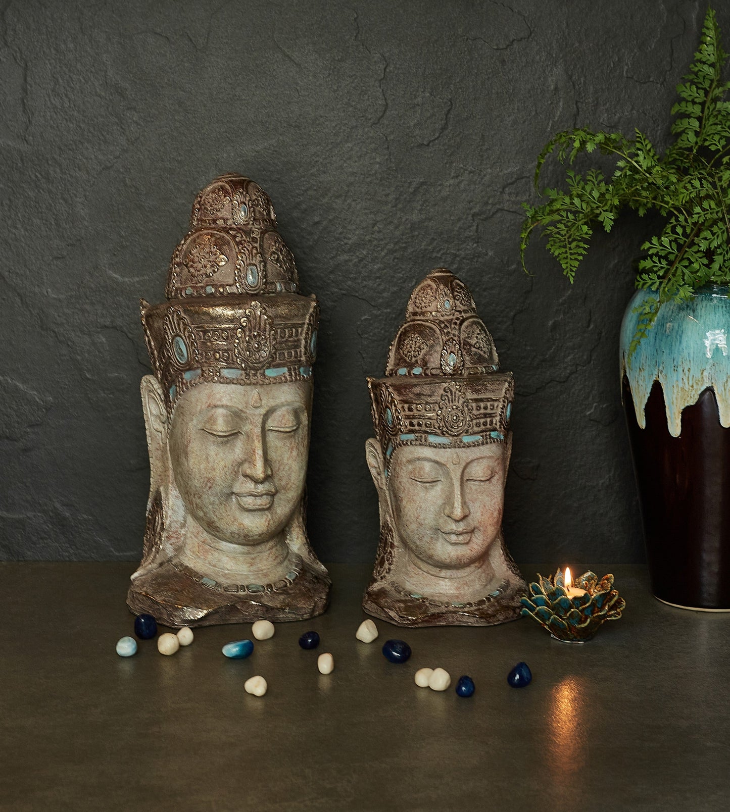 Taara Head Sculpture