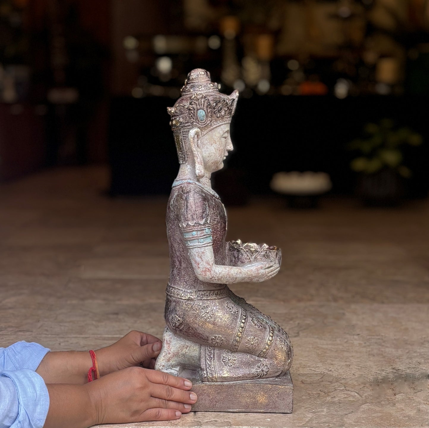 Welcoming Taara Sculpture