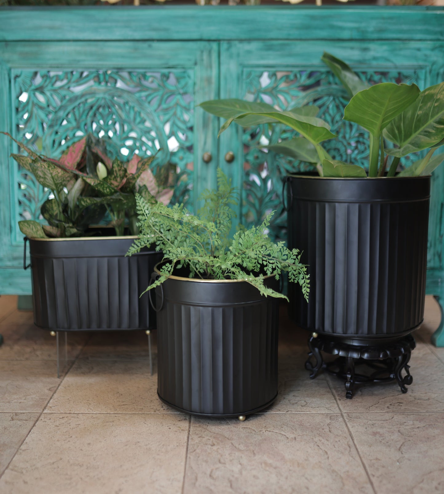 Round Ribbed Metal Planter