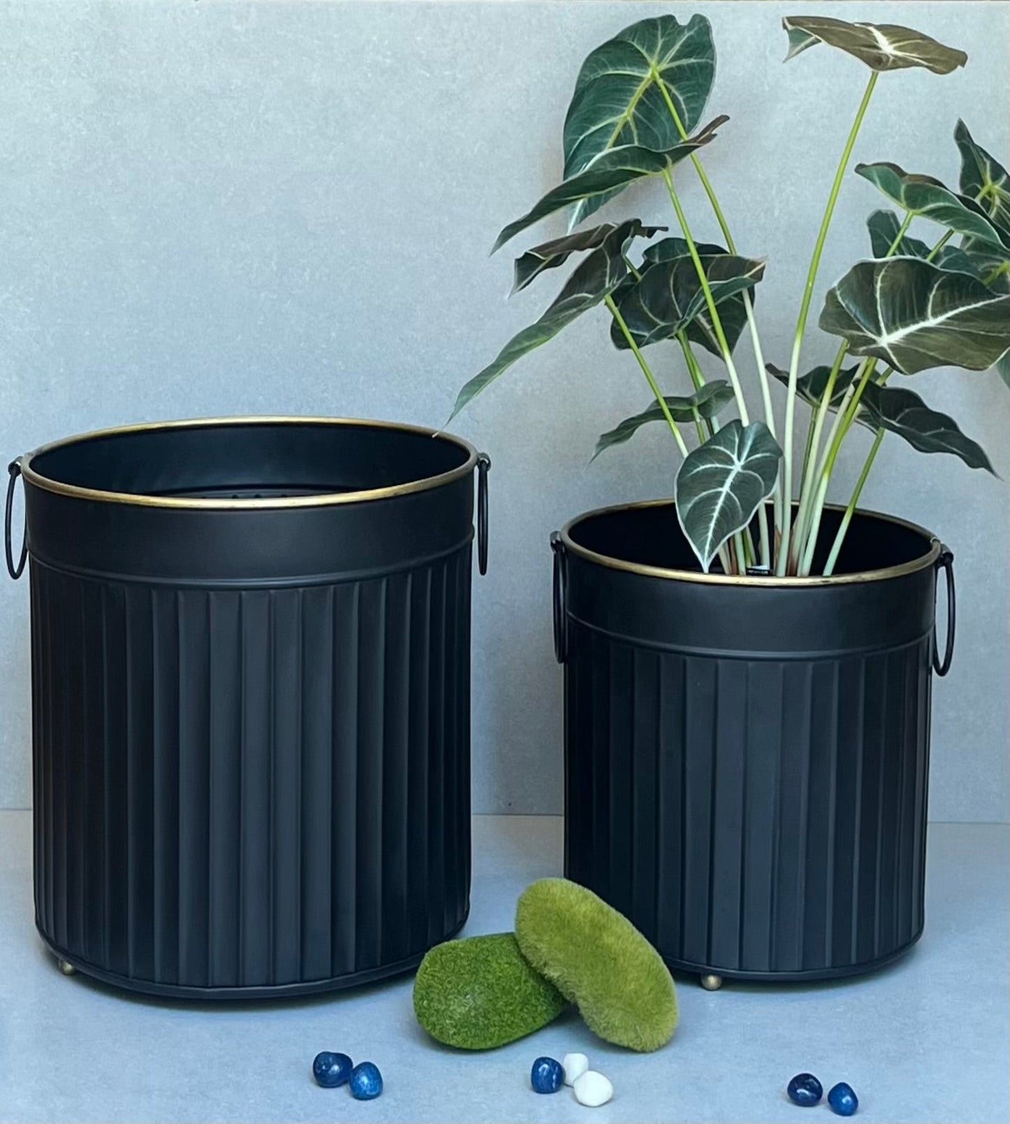 Round Ribbed Metal Planter