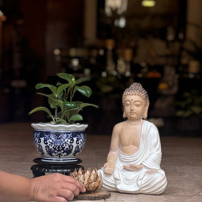 Serene Sitting Buddha Sculpture