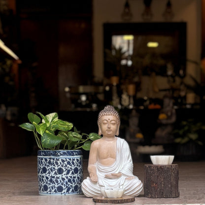 Serene Sitting Buddha Sculpture