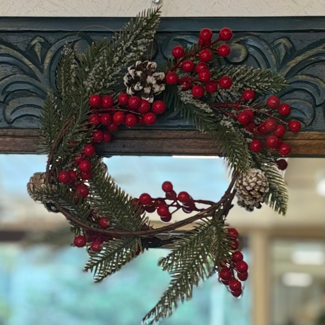 Christmas Decoration -Pine And Berry Wreath