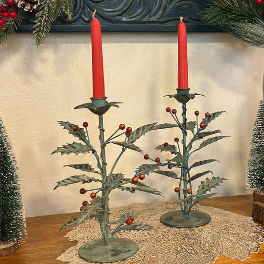 Red Berry Candle Stand