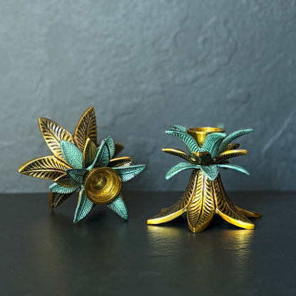 Vintage Leaf Tea-light Candle Stand