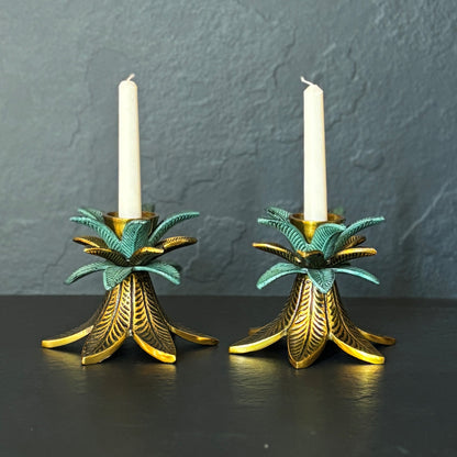 Vintage Leaf Tea-light Candle Stand