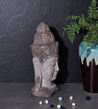 Taara Head Sculpture