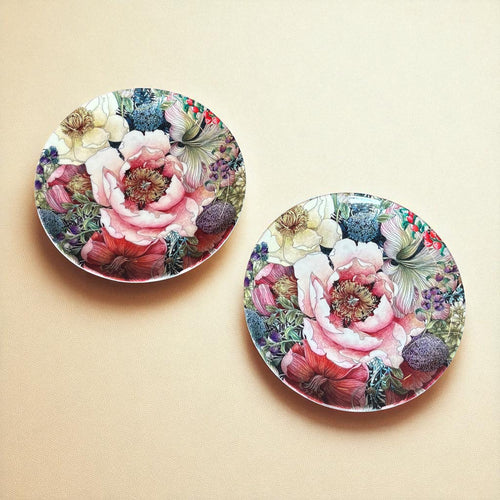Botanical Ceramic Wall Plate – Add a pop of color to your wall with this gorgeous floral decorative plate | INARA