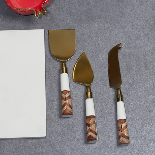 Chevron Cheese/Knife set – Premium 3-piece set: Every type of cheese requires a different knife and our Chevron Cheese/Knife set has all | INARA