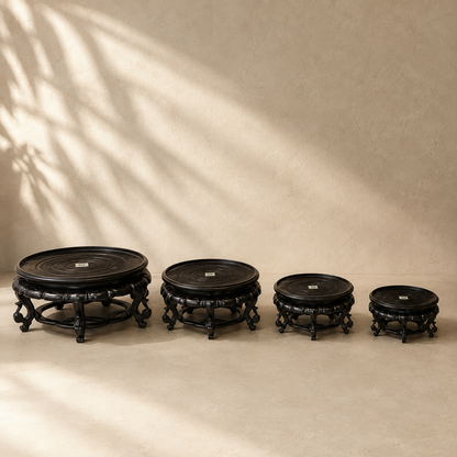 Display Base With Legs – texture and finish detail | INARA
