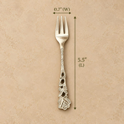 Rose fruit fork dimensions: 5.5 inches long and 0.7 inches wide.