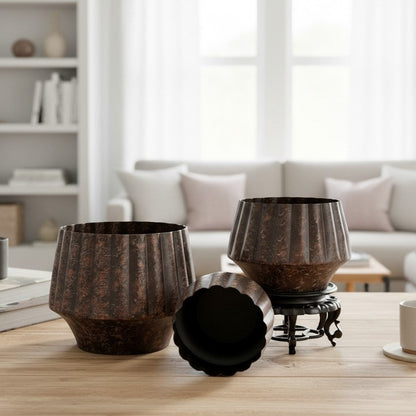 Rustic Tabletop Metal Planters - Set Of 3 – texture and finish detail | INARA