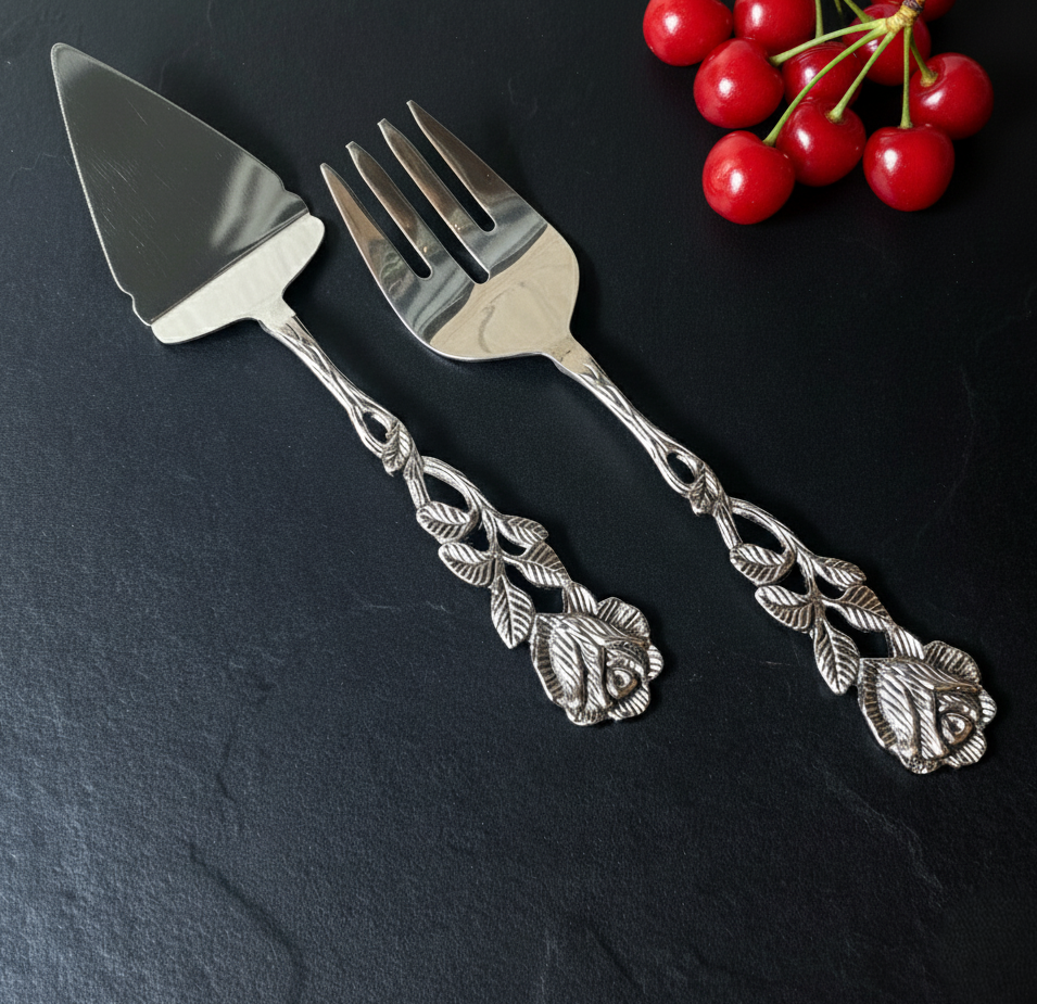 Vintage style rose dessert server set with detailed floral handles